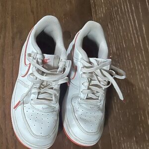 Nike White and Red Sneakers